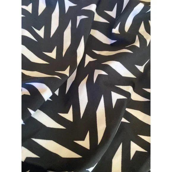 Emerald Bay Black White Ruched One Piece SwimSuit Size 22 - Picture 2 of 6